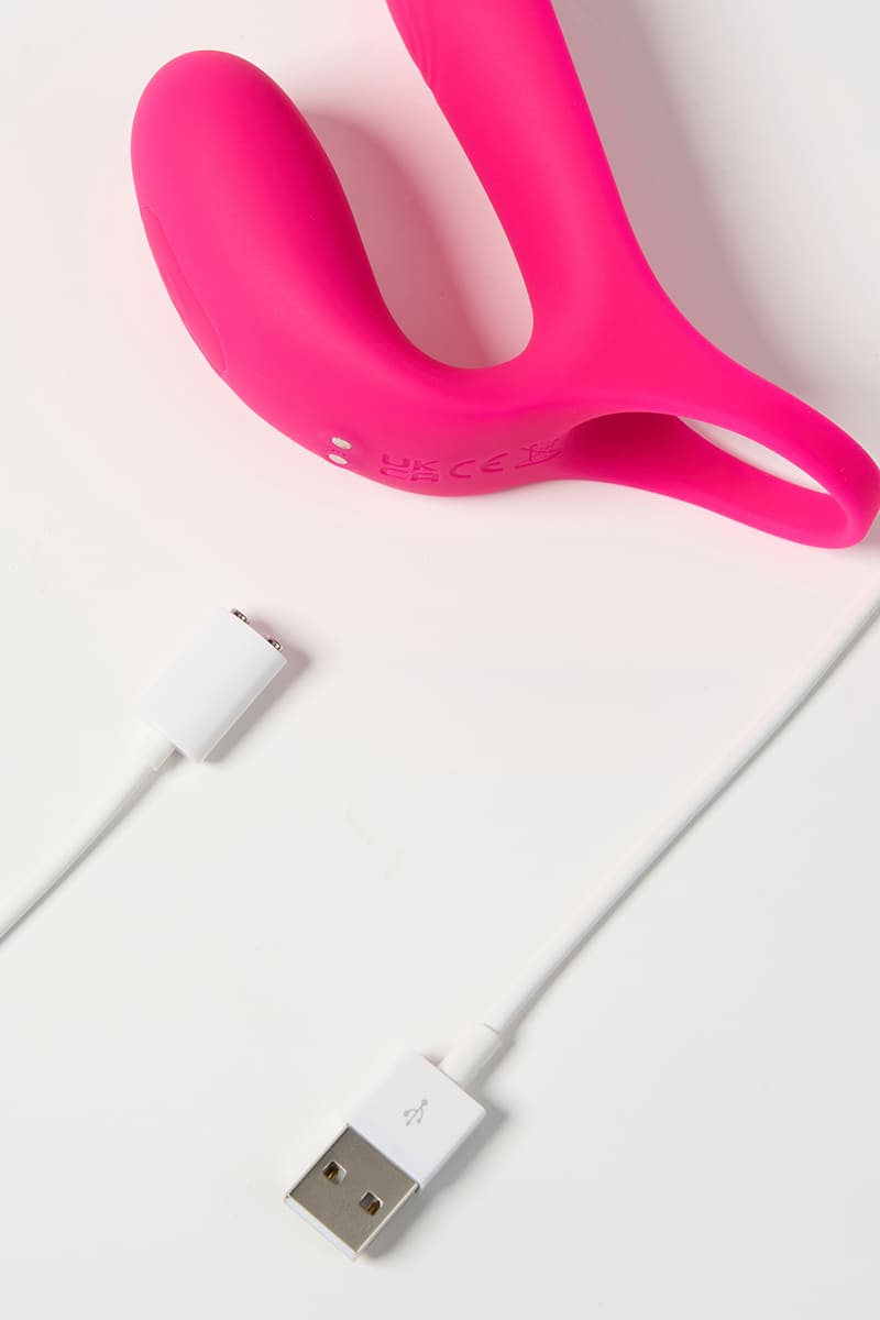 Myvelvettouch Cock Ring & Remote Control Couple Vibrator