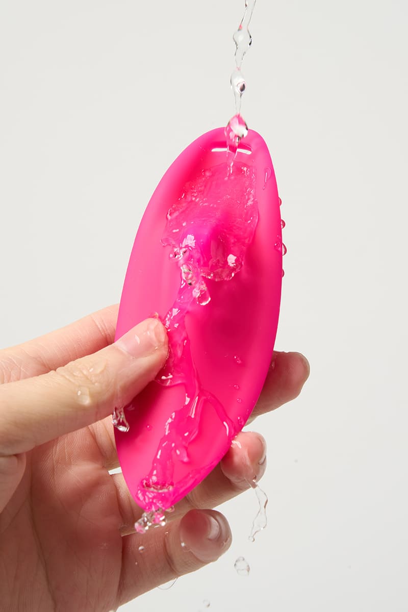 Wearable Clitoral Vibrator with Lace Underwear – Remote Control, Hands-Free Design, Waterproof & Rechargeable