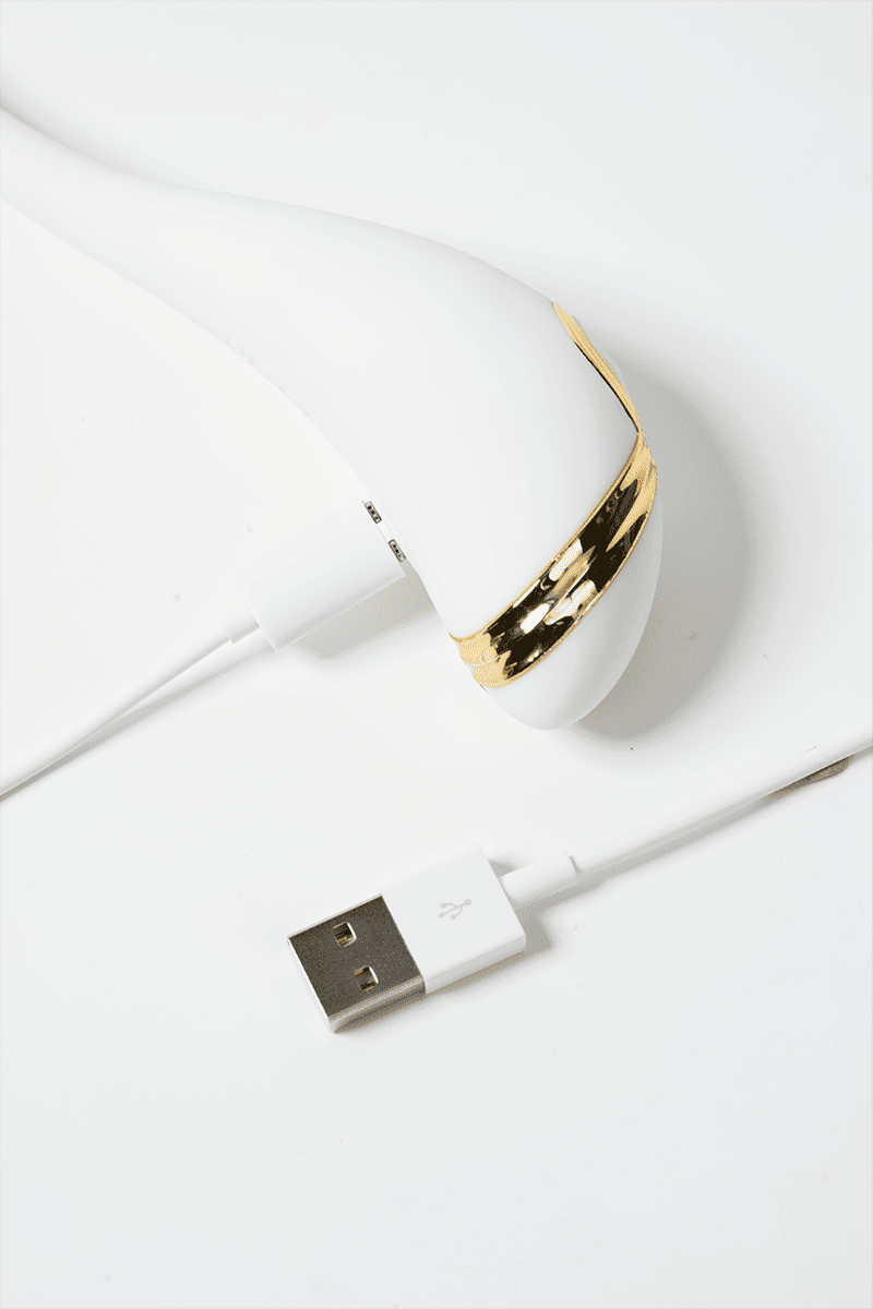 Swan Neck G-Spot Vibrator – Flexible Curved Design, Magnetic USB Rechargeable & Waterproof