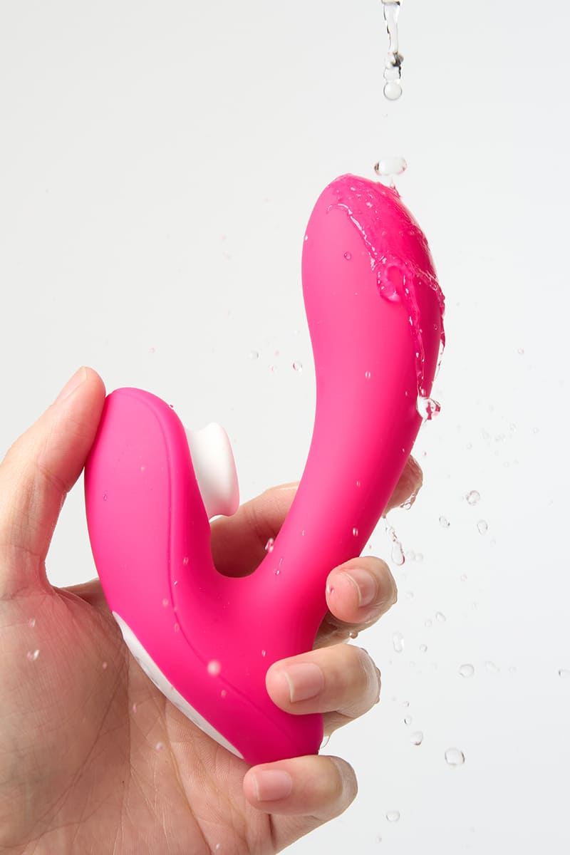 Wearable Clitoral Sucking Vibrator with Remote Control – Hands-Free Design, Multiple Vibration Modes, Waterproof & Rechargeable