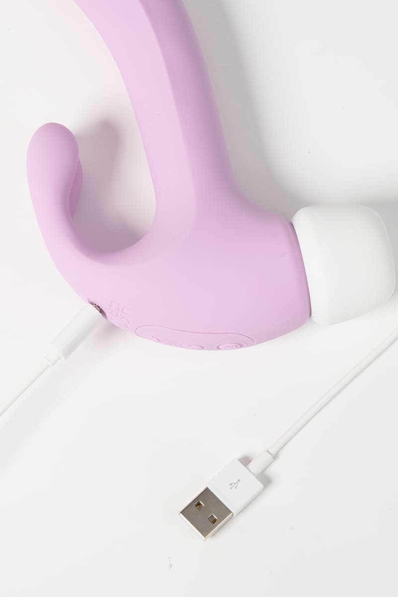 3-in-1 Suction & Vibration Rabbit Vibrator – G-Spot and Clitoral Stimulation, Waterproof, Rechargeable & Soft Silicone